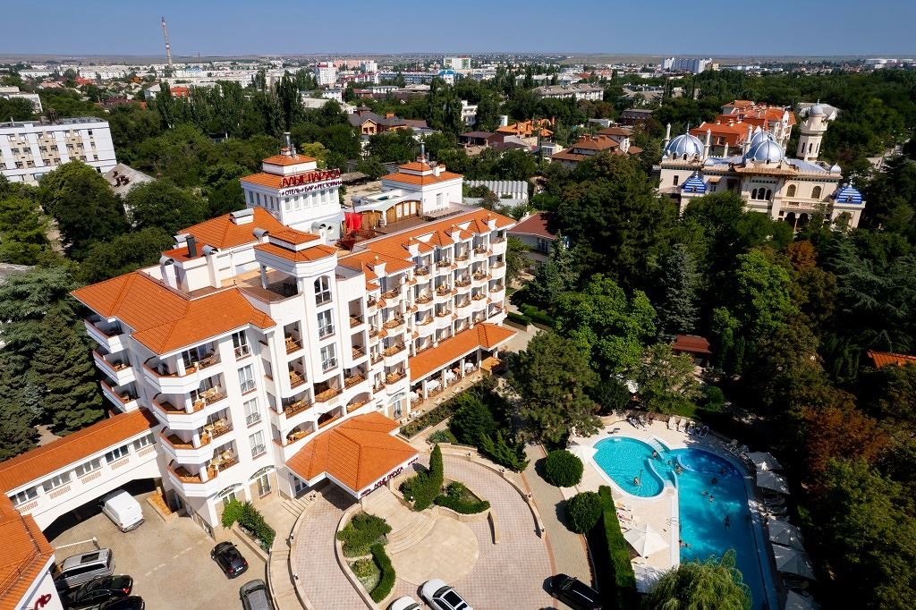 general-main-building