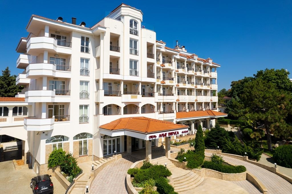 general-main-building