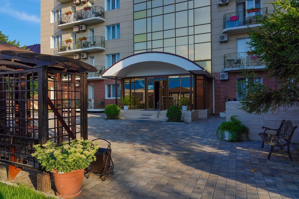 general-main-building