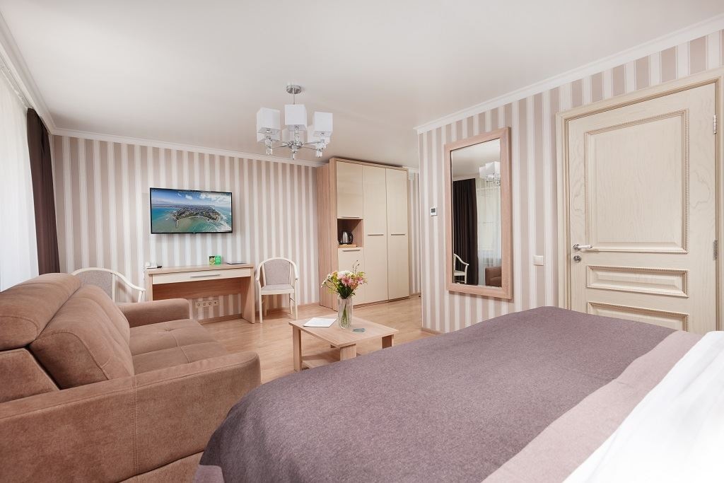 rooms-2seat-superior