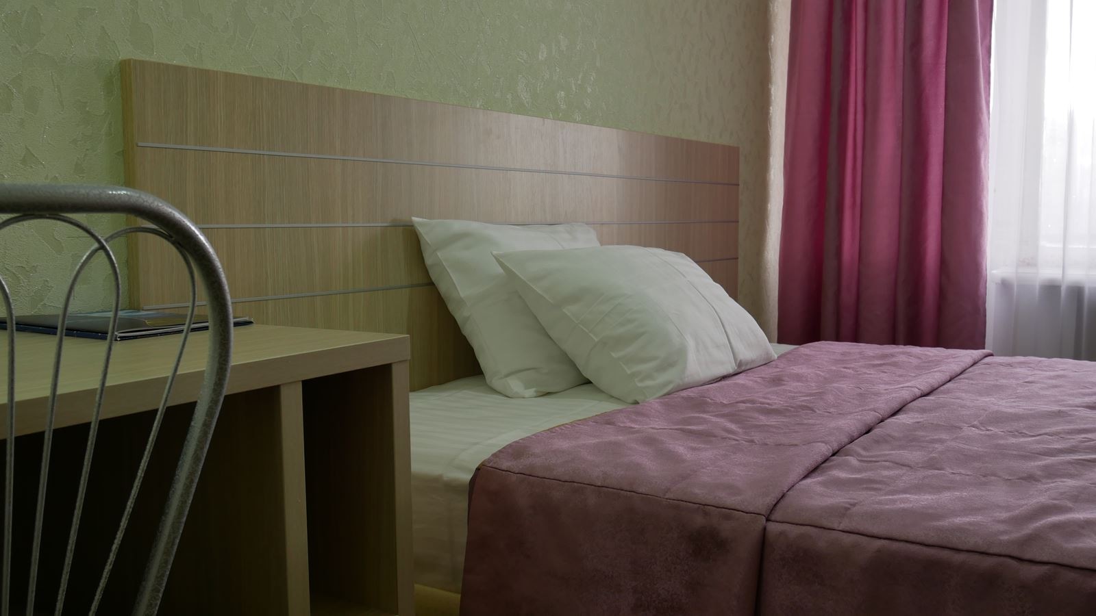 rooms-1seater-with-cd