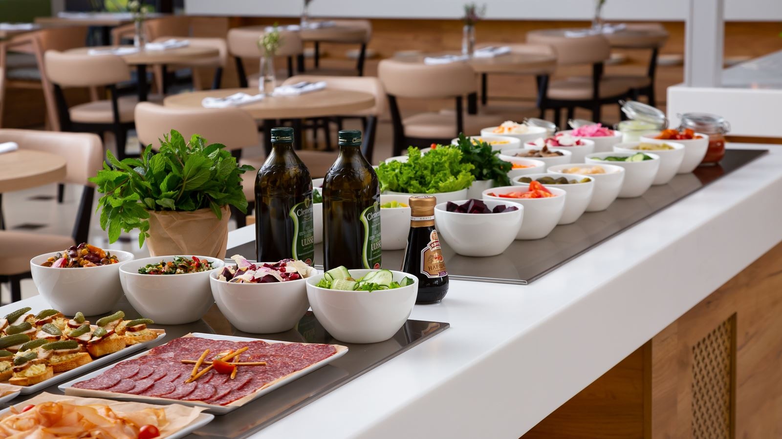 restaurants-osnovnoy-restoran