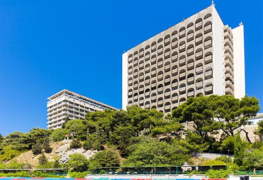 general-main-building