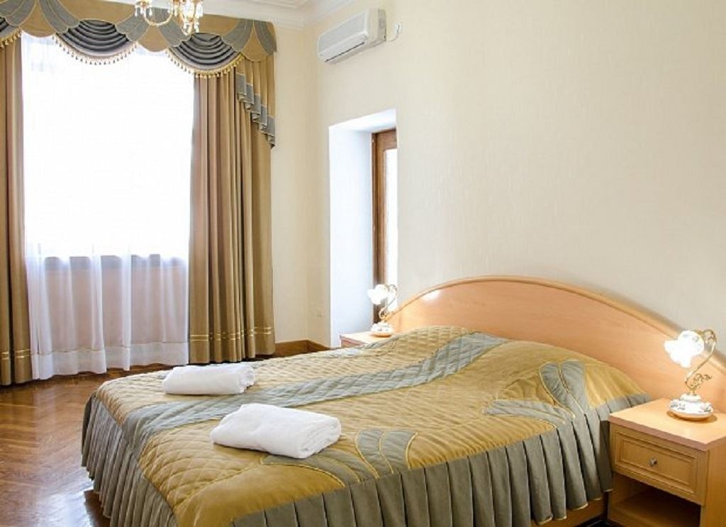 rooms-2-комнатный-люкс-дача-чайка