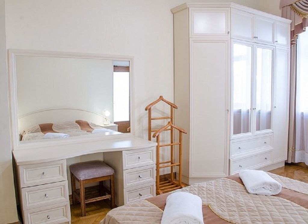 rooms-2-комнатный-люкс-дача-чайка