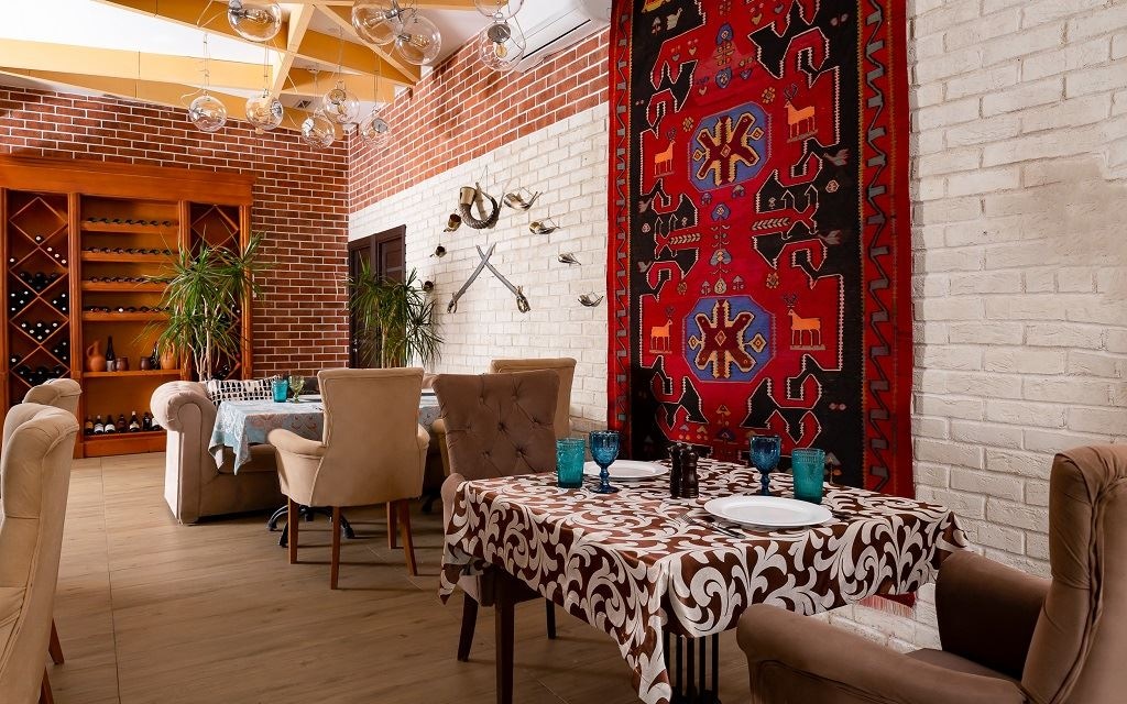 restaurants-gruzinskaya-kukhnya-sam-prishel