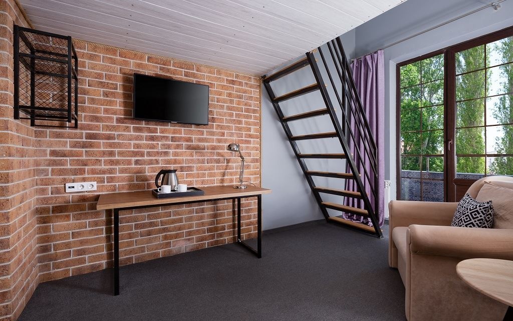 rooms-супериор-двухуровневый-вид-на-сад