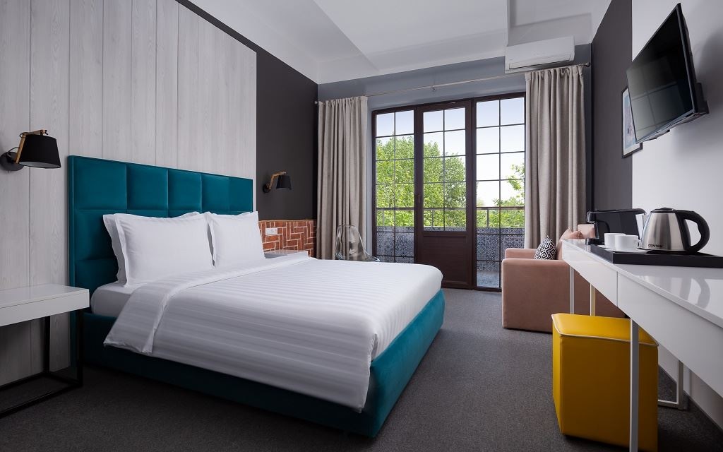 rooms-супериор-с-боковым-видом-на-море