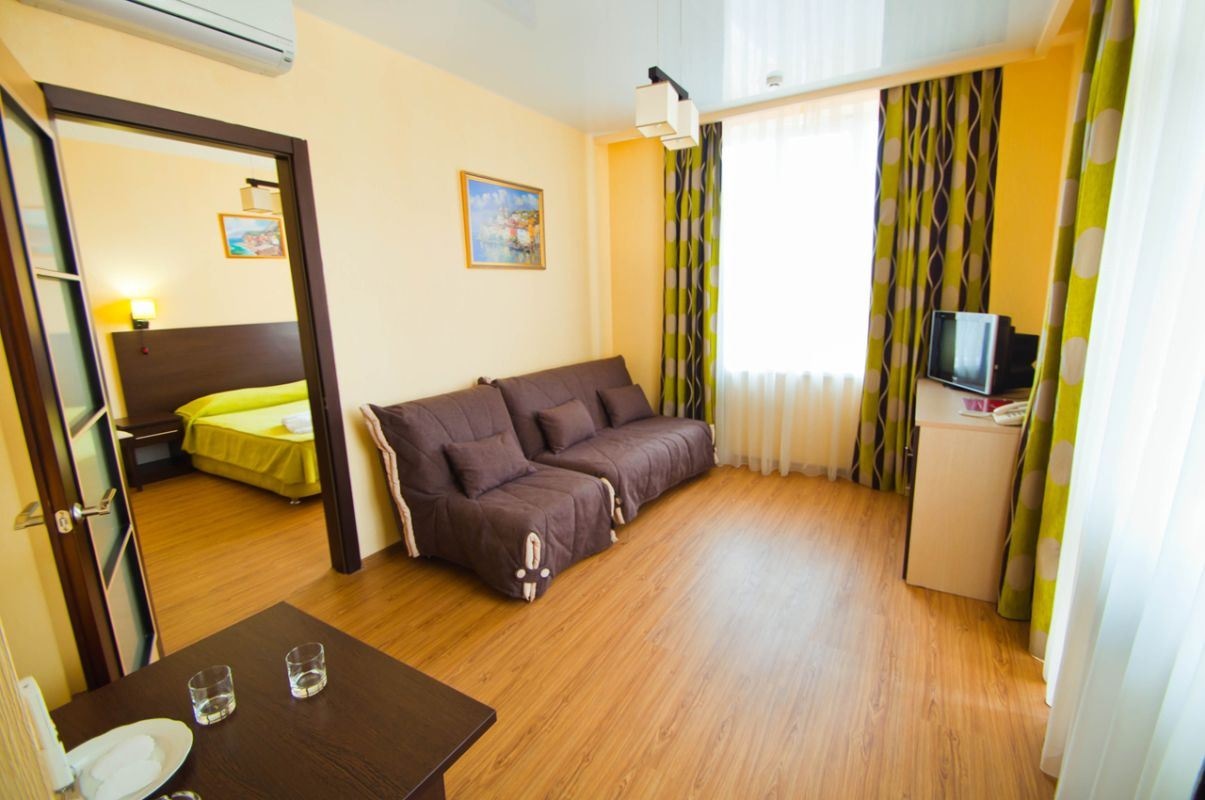 rooms-3местный-2комнатный-номер1-корпус
