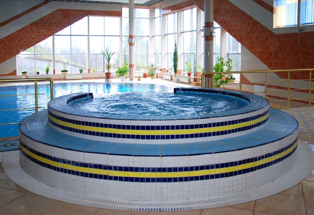 pools-indoor-pool