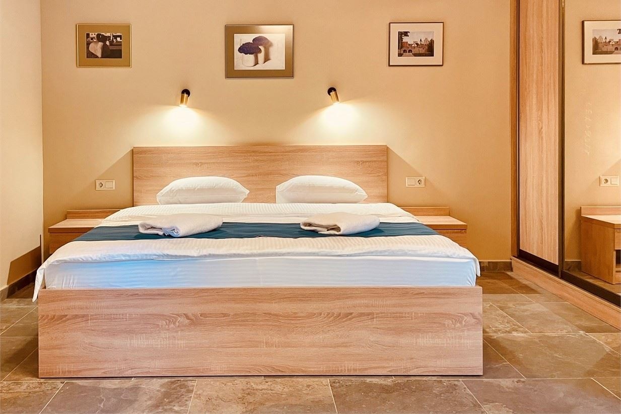 rooms-двухместный-номер-высshей-категории-джуниор-сюит