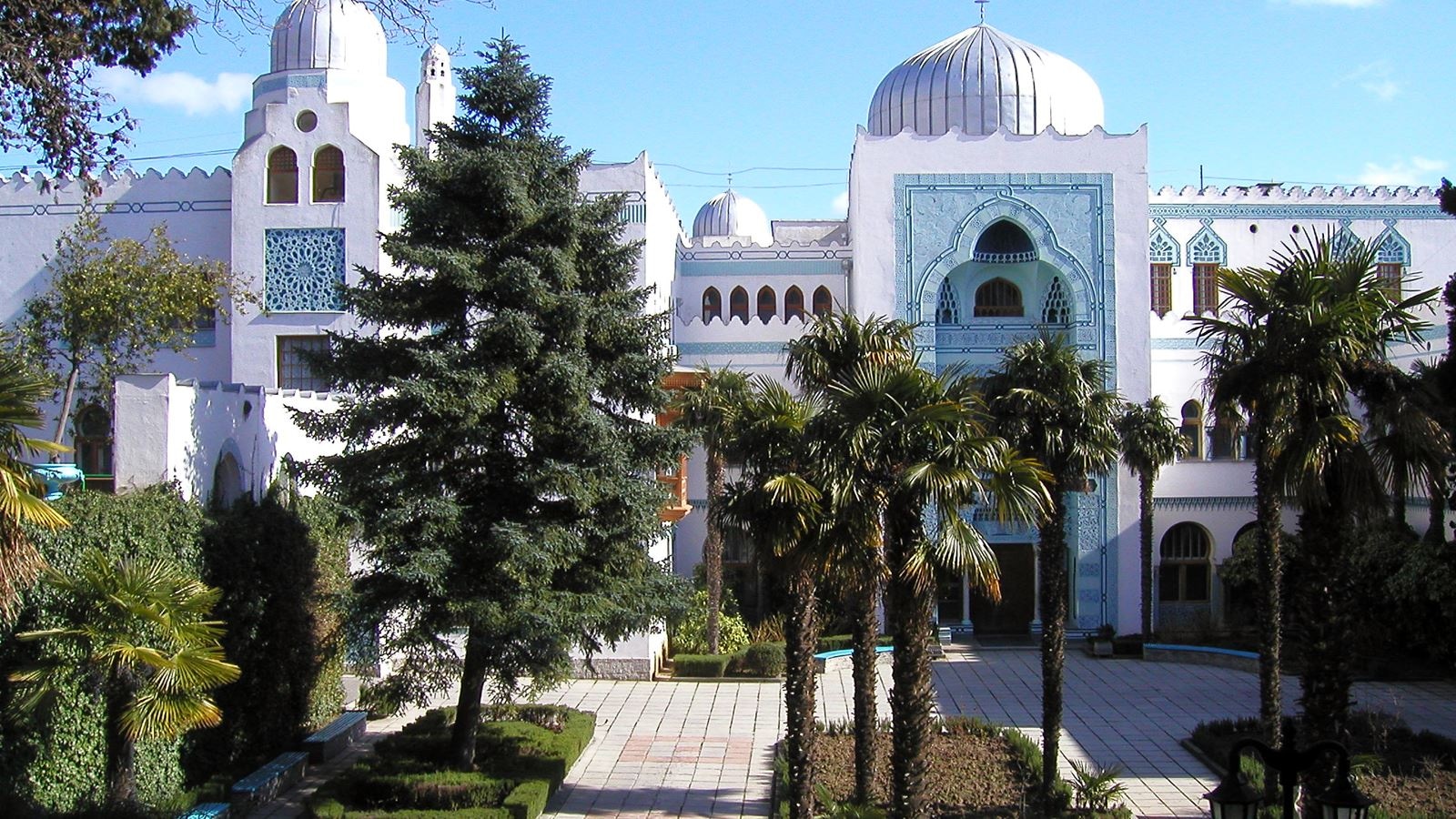 general-main-building