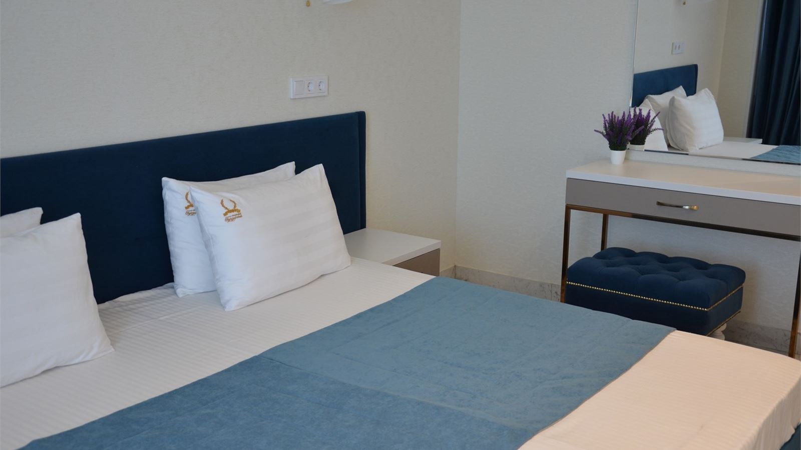 rooms-room-superior-2-rooms