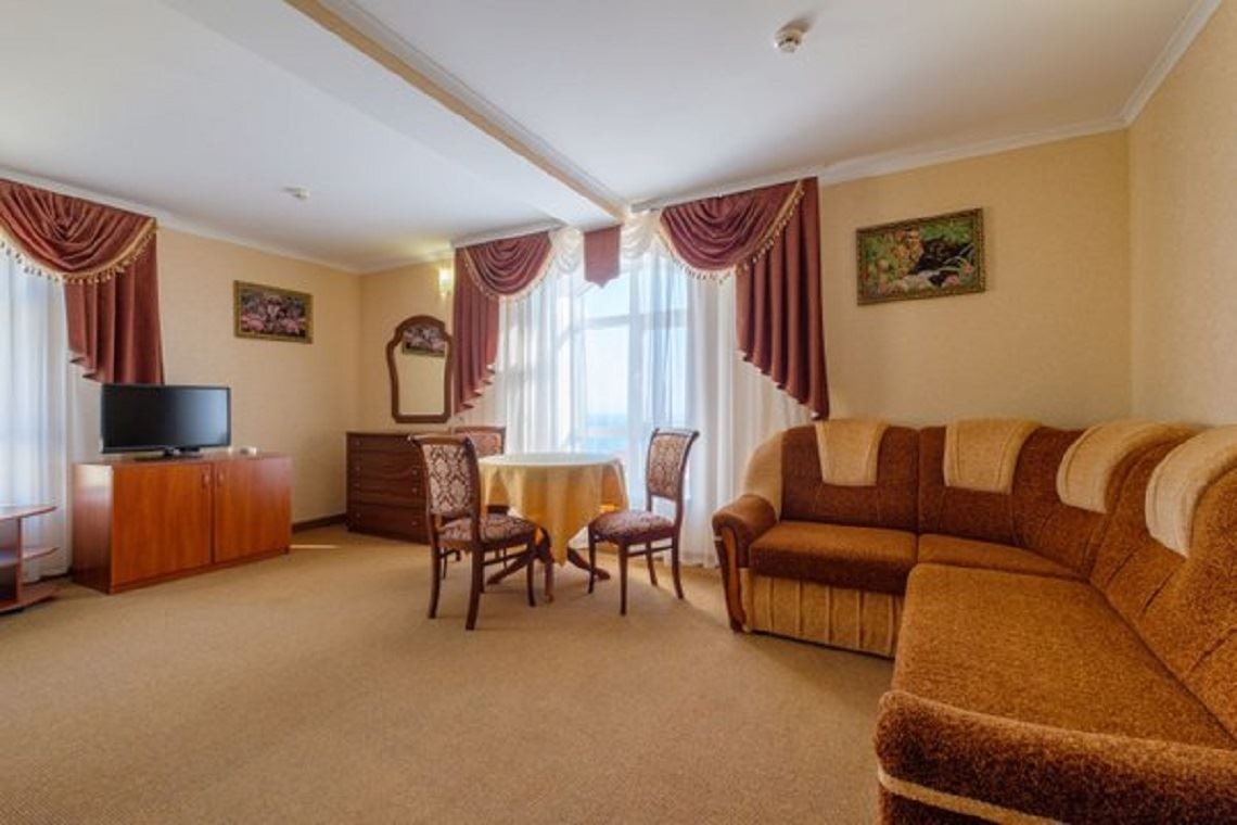 rooms-standard-suite-seaview