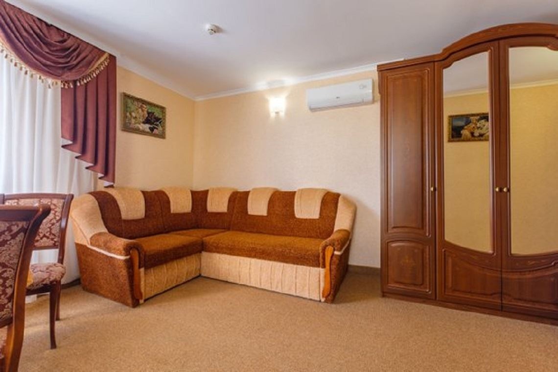 rooms-standard-suite-seaview