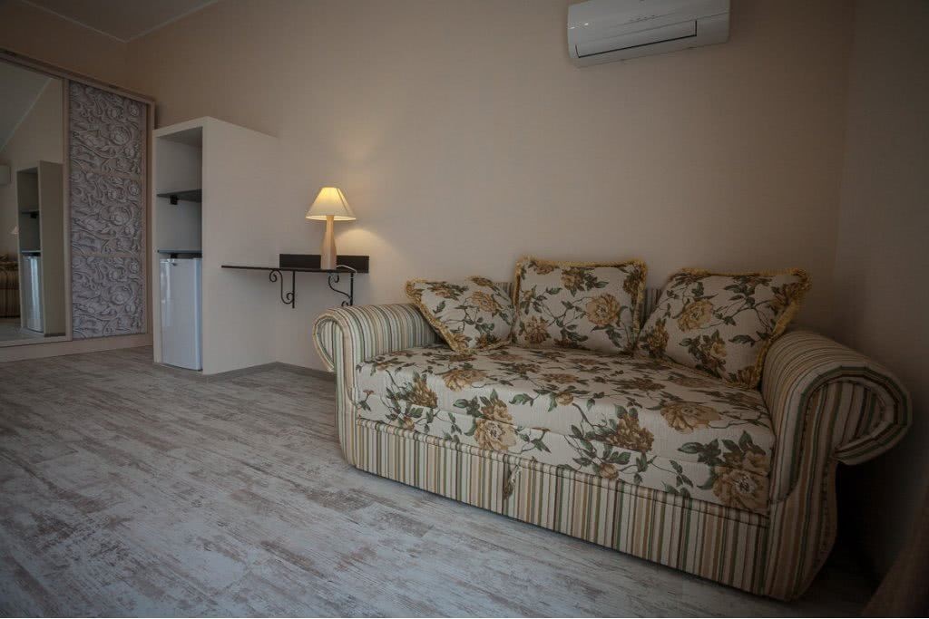 rooms-room-standard-typea