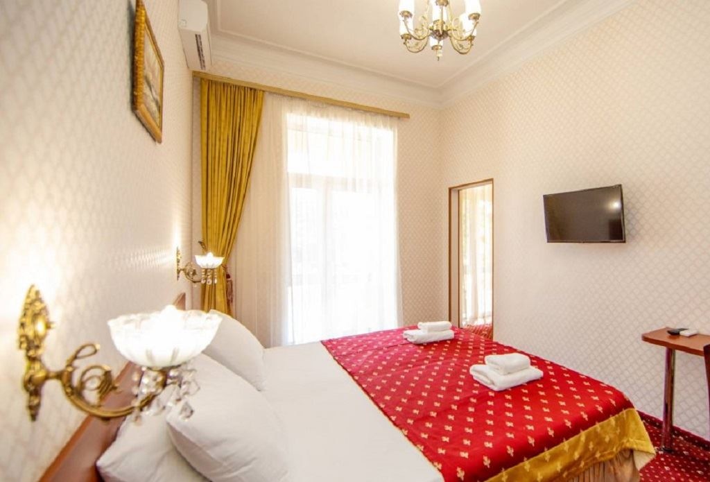 rooms-standard-suite
