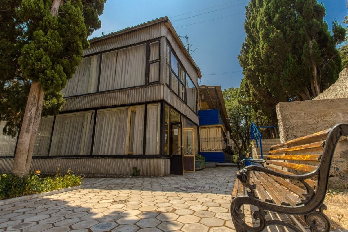 general-main-building