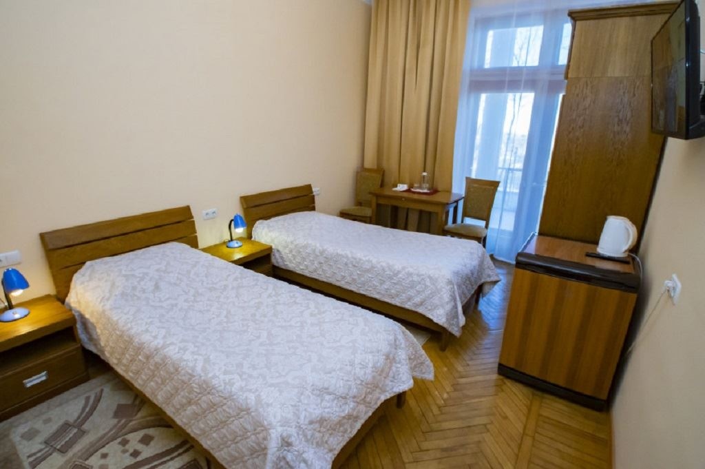 rooms-2-mest-1-kategorii