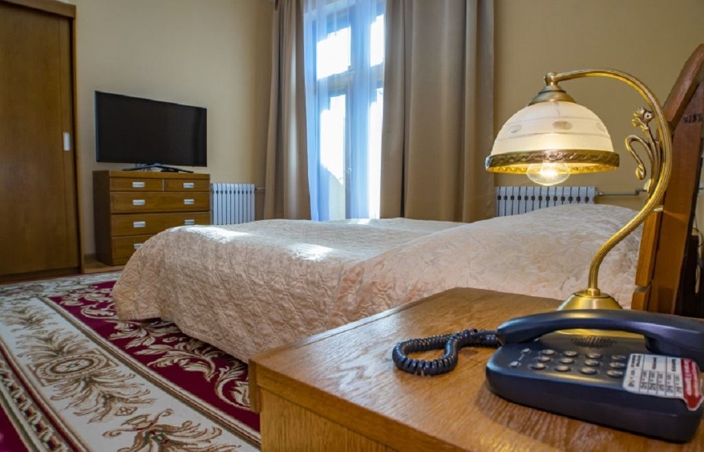 rooms-2-mest-2-komn-luxe