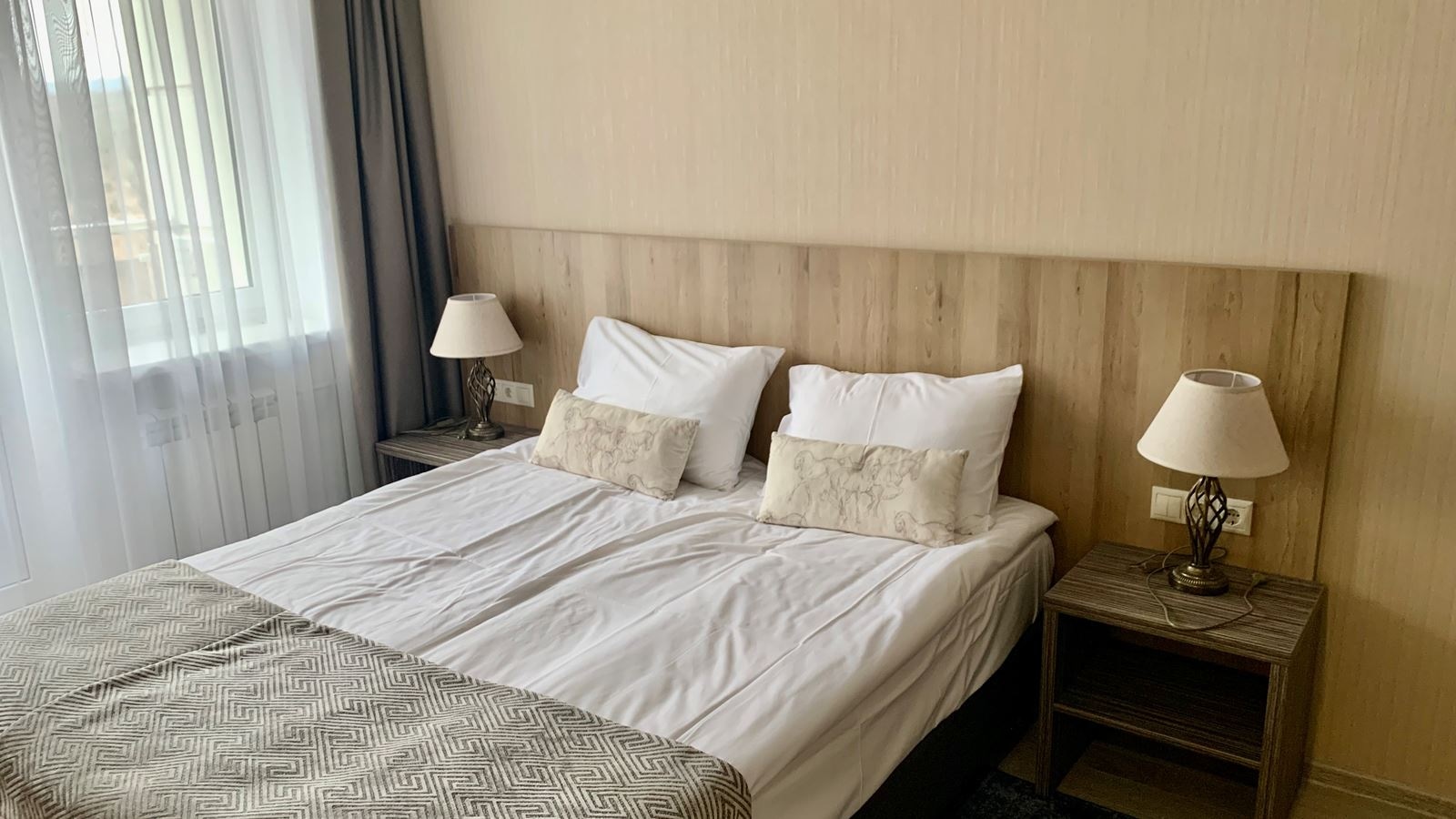 rooms-люкс-вид-на-detox-зал