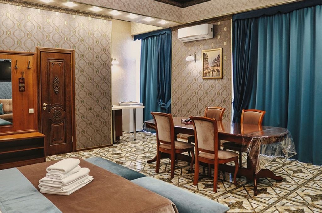 rooms-studio-apartment