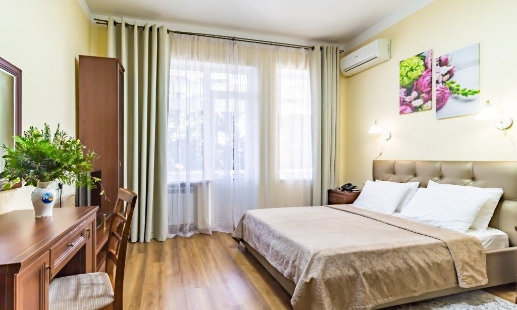 rooms-double-1st-floor-building-1