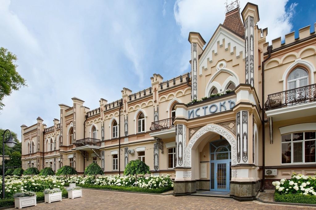 general-main-building