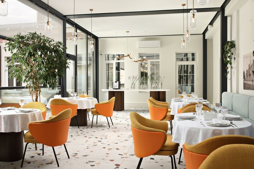 restaurants-restoran