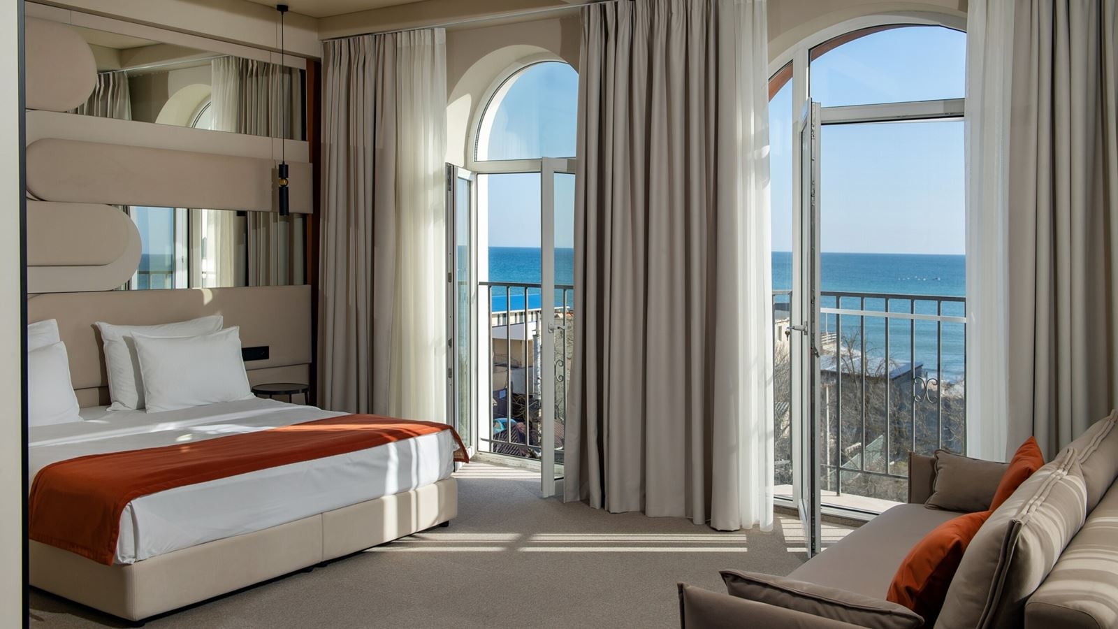 rooms-полулюкс-а