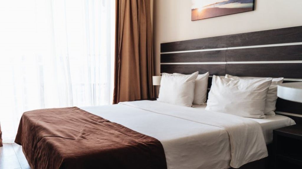 rooms-apart-balc-kitch-sea