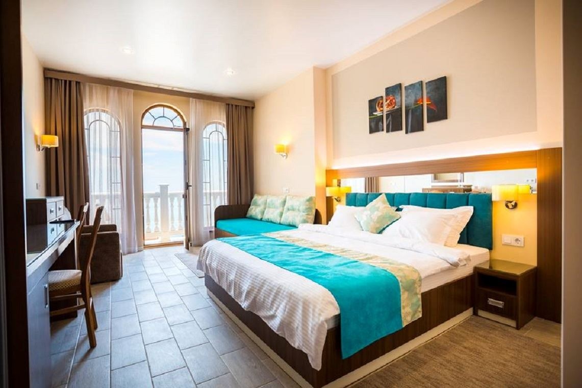 rooms-room-standard-balcony