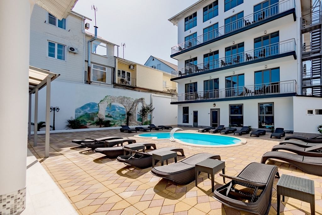 general-main-building