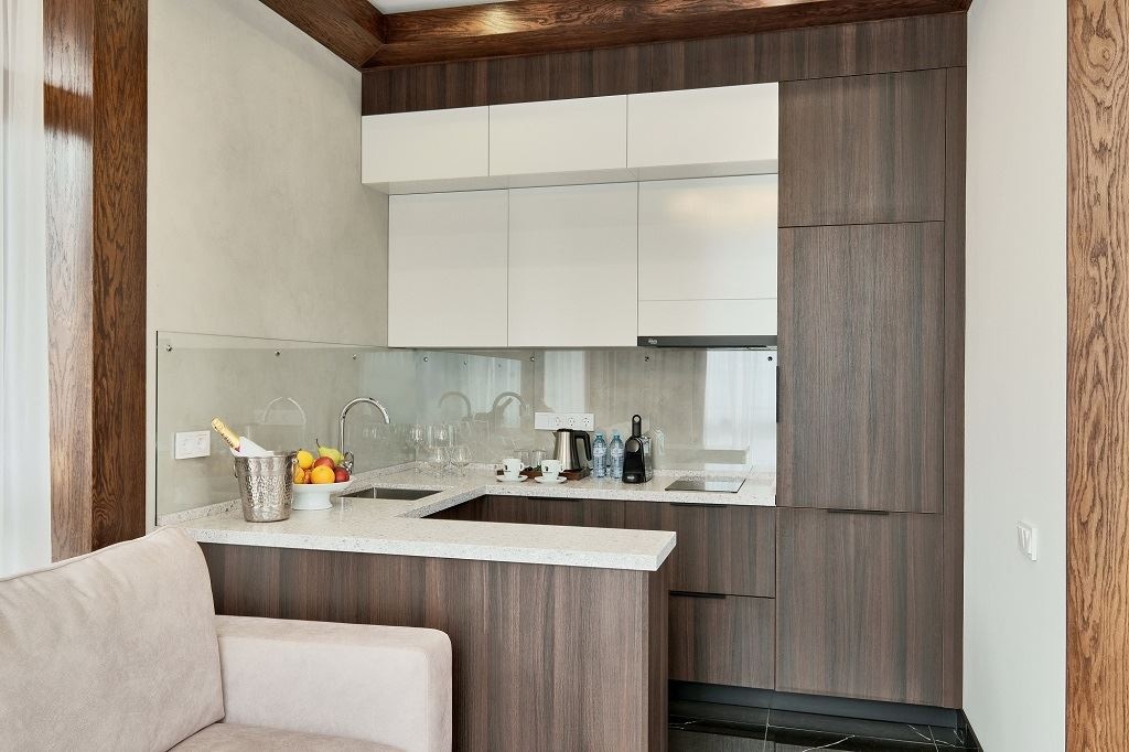 rooms-2--luxe-imperial