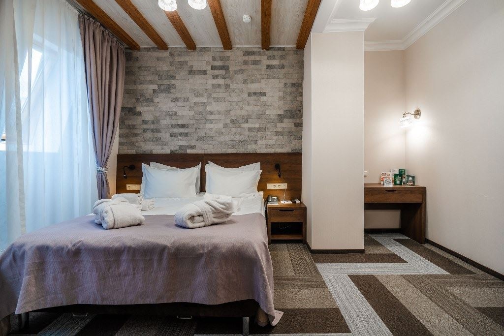 rooms-deluxe-mansarda