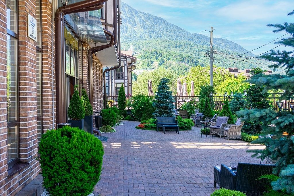 general-main-building