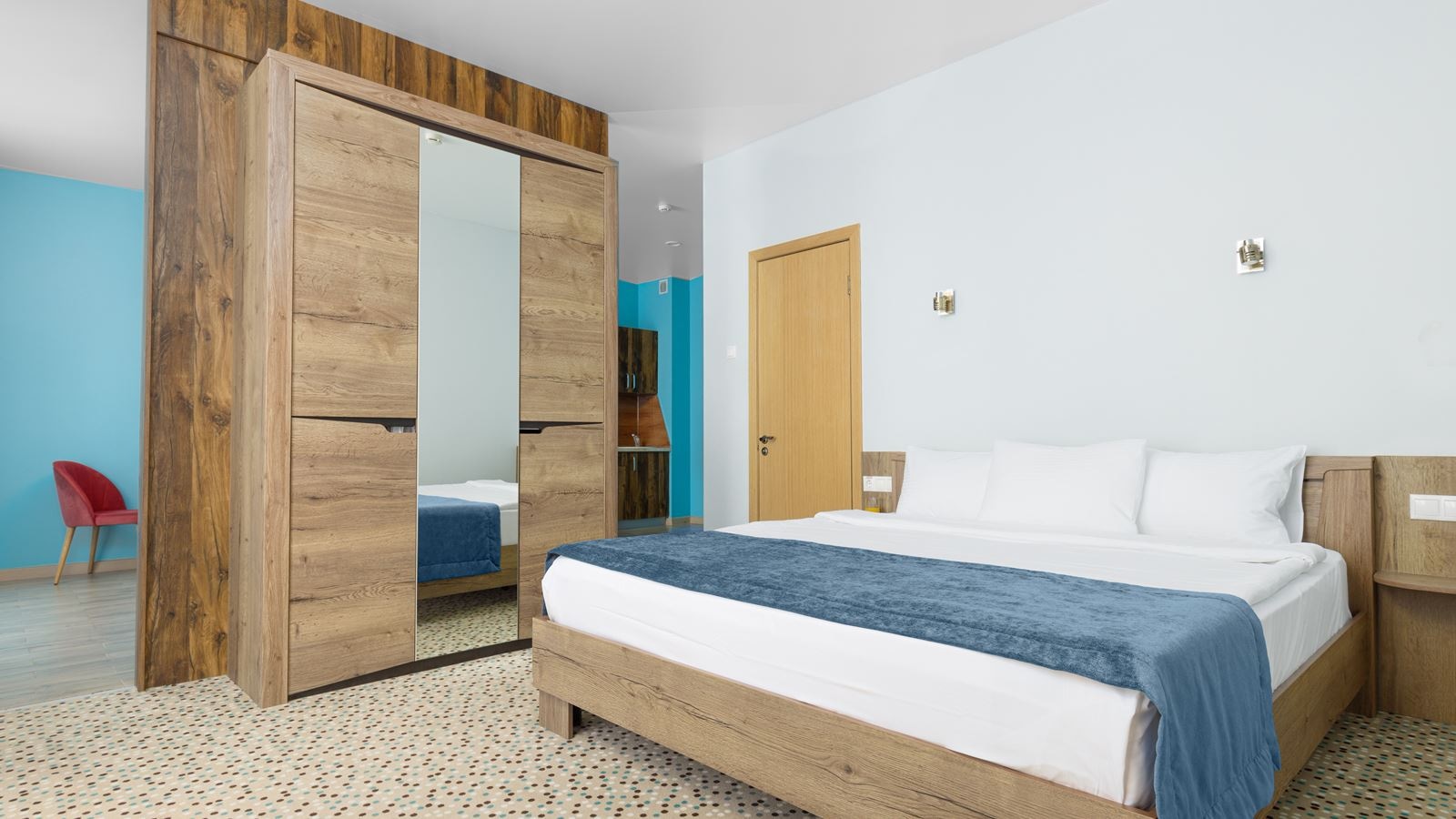 rooms-4-местный-апартамент-с-террасой