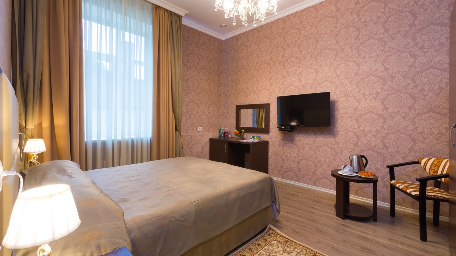 rooms-luxe-102-202-203