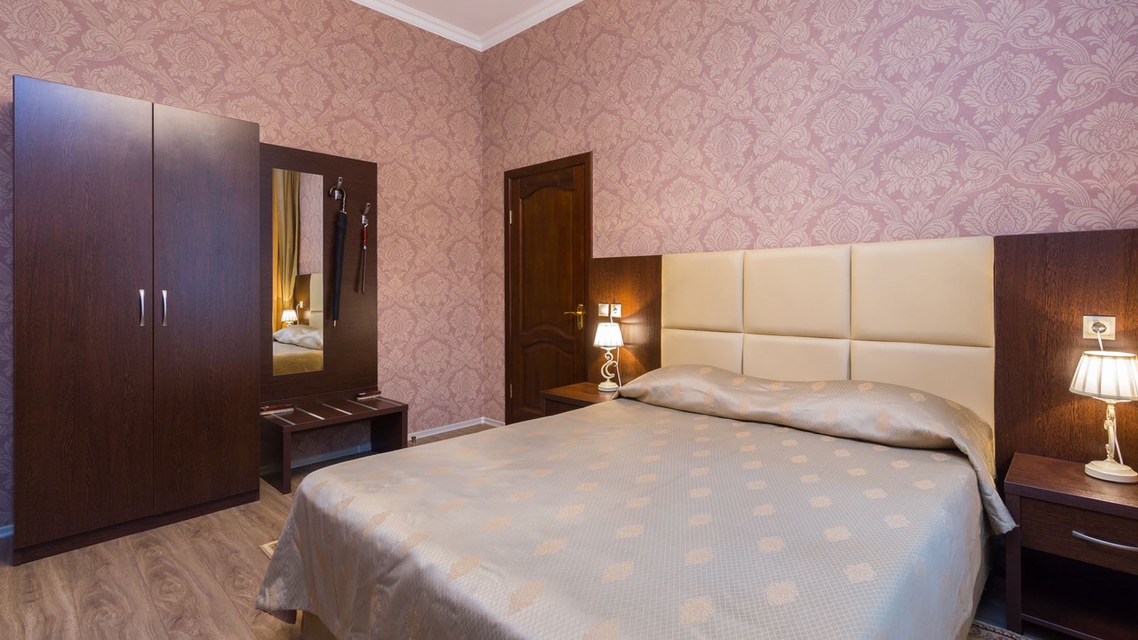 rooms-luxe-102-202-203