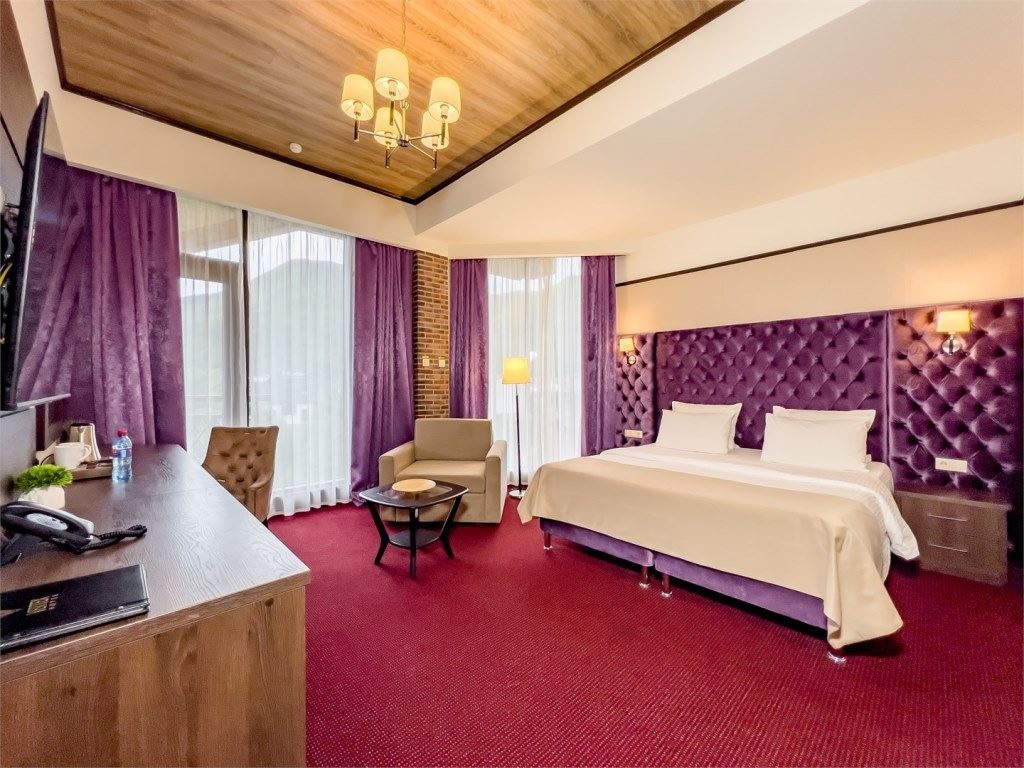 rooms-family-delux-with-balcony