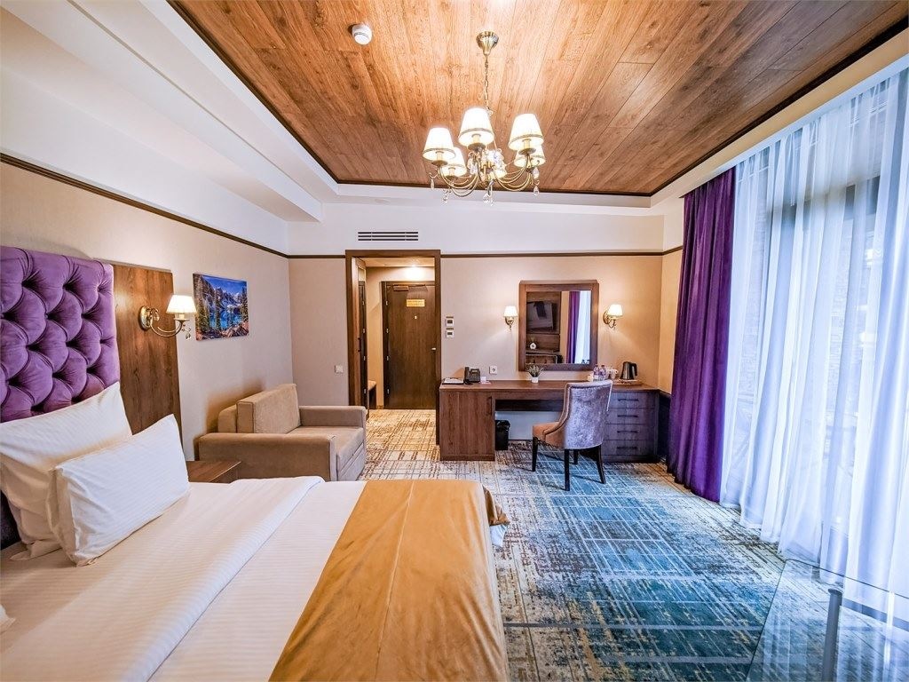 rooms-famely-delux-with-balcony-2