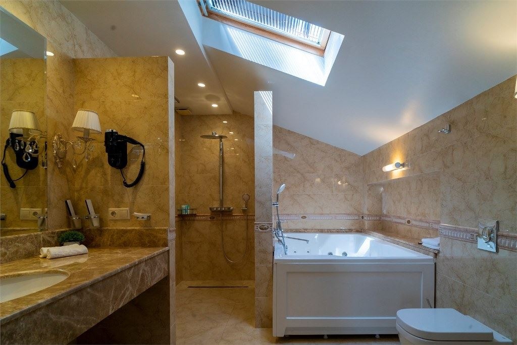 rooms-super-luxe-with-djakuzi