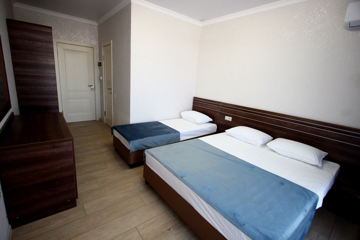 rooms-triple-standard