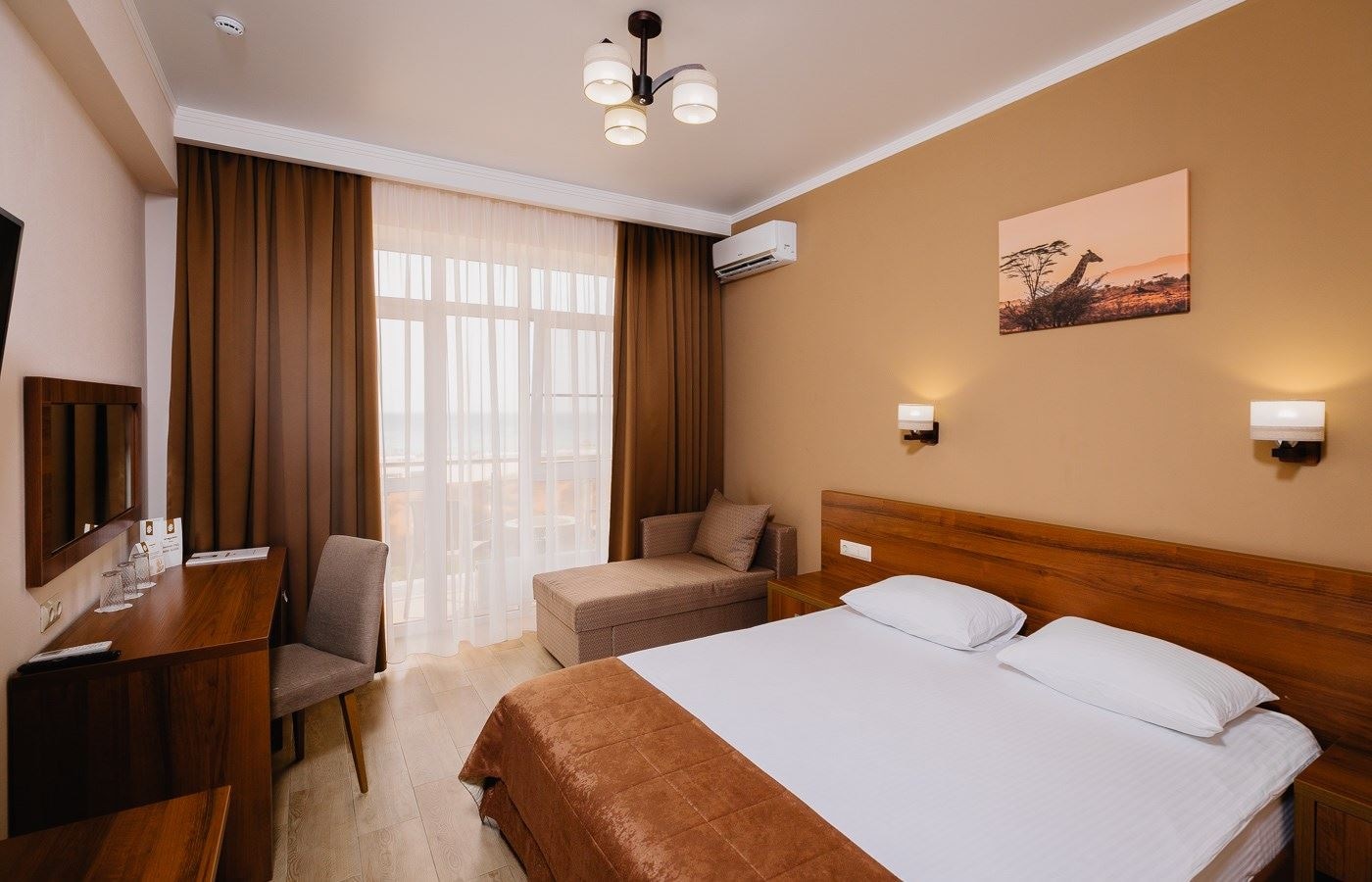 rooms-корпус-прайд-стандарт-с-видом-на-парк