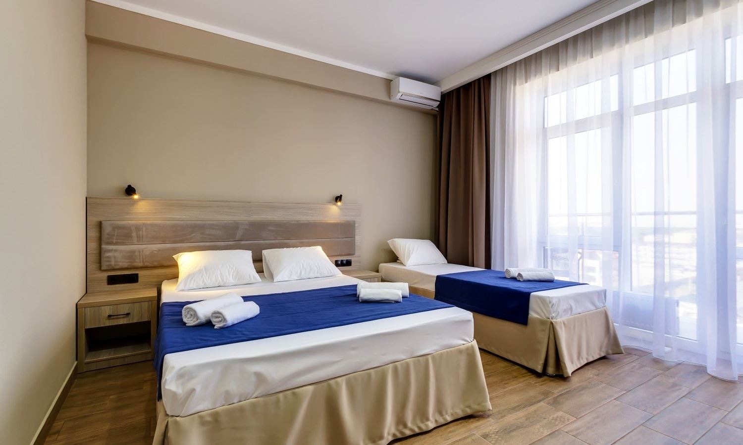 rooms-корпус-династия-стандарт-плюс-с-видом-на-парк