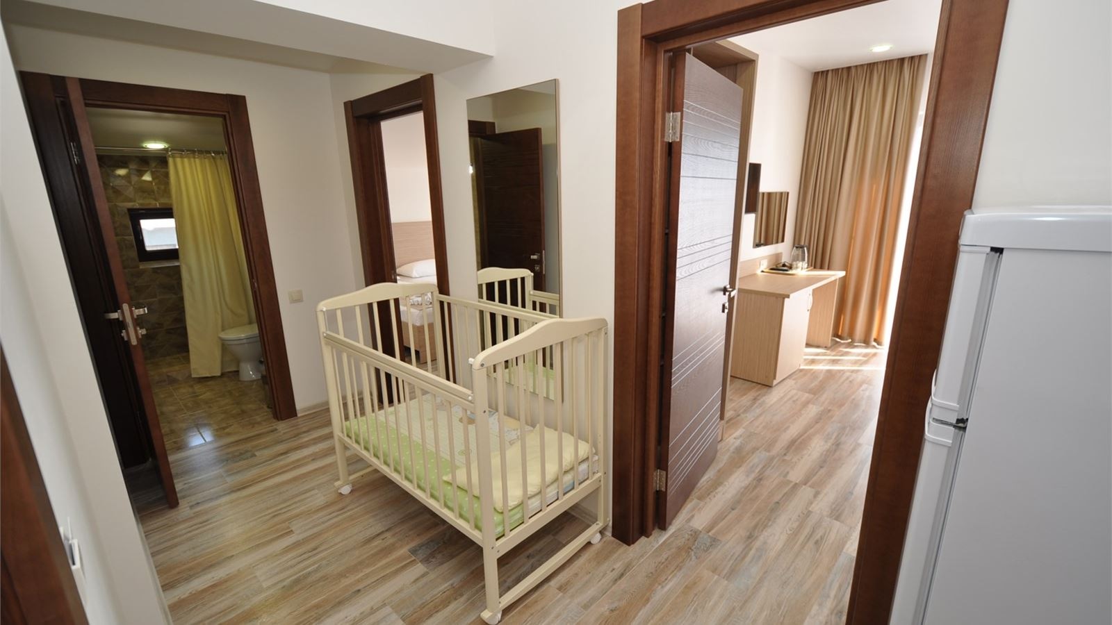 rooms-корпус-андорра-семейный-люкс