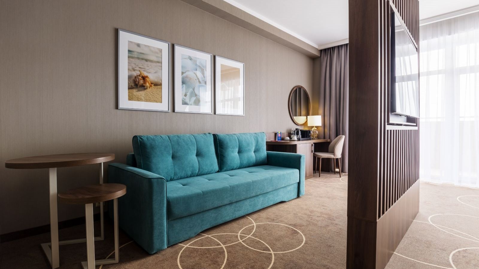 rooms-room-family-1-bedroom