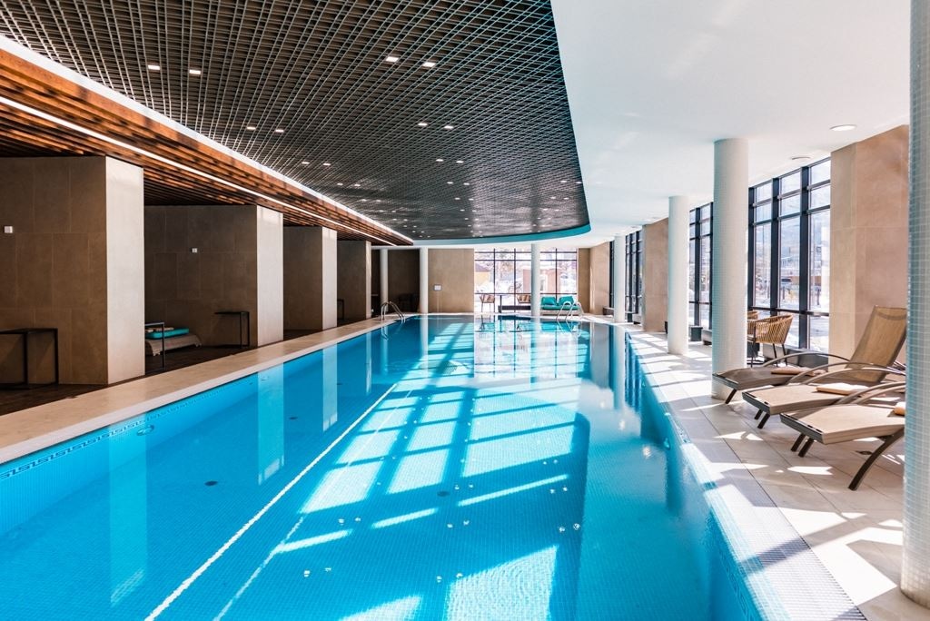 pools-indoor-pool