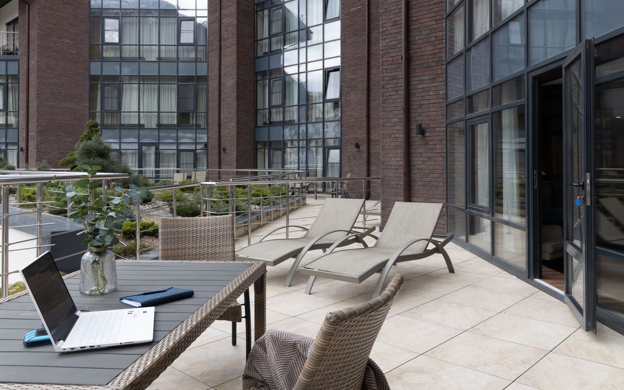 rooms-comfort-terrace