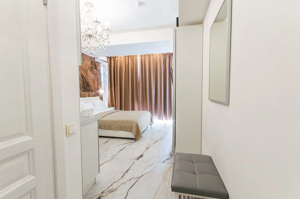 rooms-de-luxe-with-balcon-and-kiichen